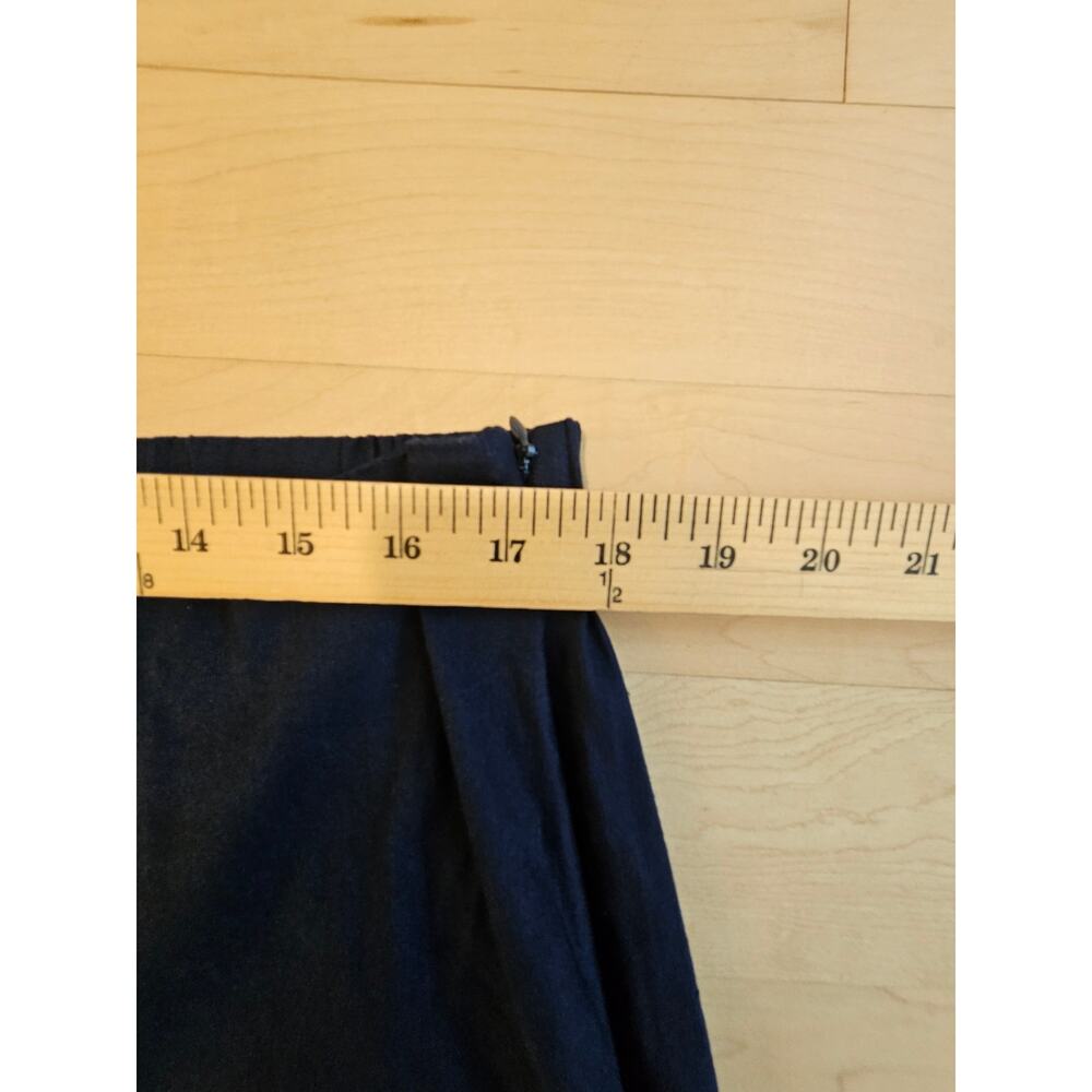 J Jill Linen Stretch Navy Cropped Capri Pants L - Picture 5 of 6